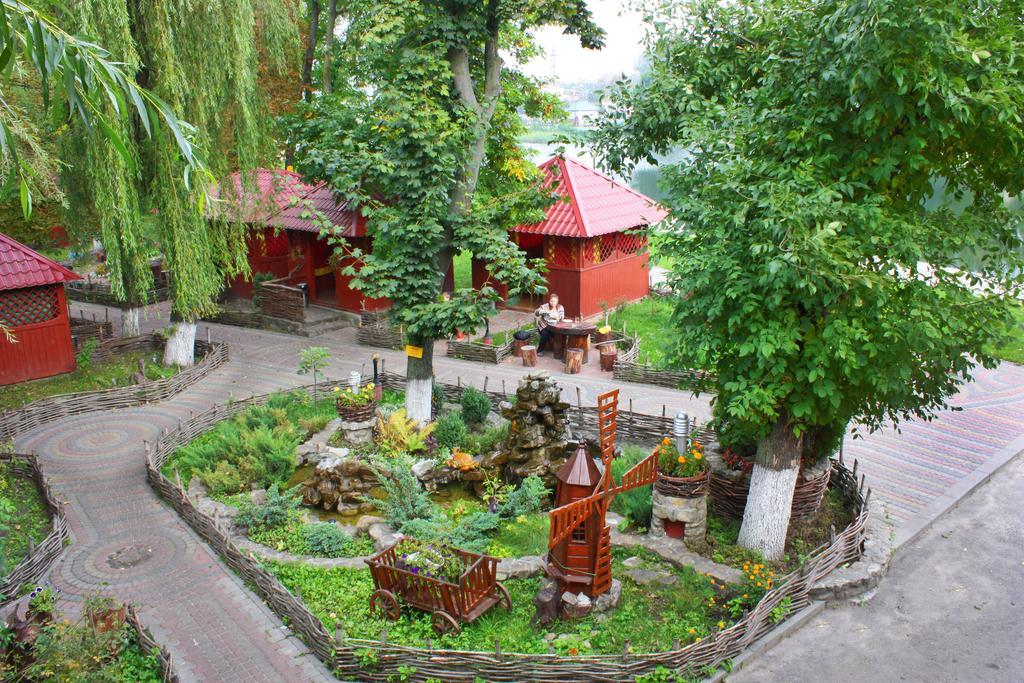 Near The Lake ลวีฟ ภายนอก รูปภาพ